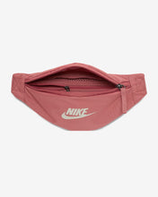Load image into Gallery viewer, Nike Heritage
