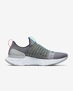 Nike React Phantom Run Flyknit 2